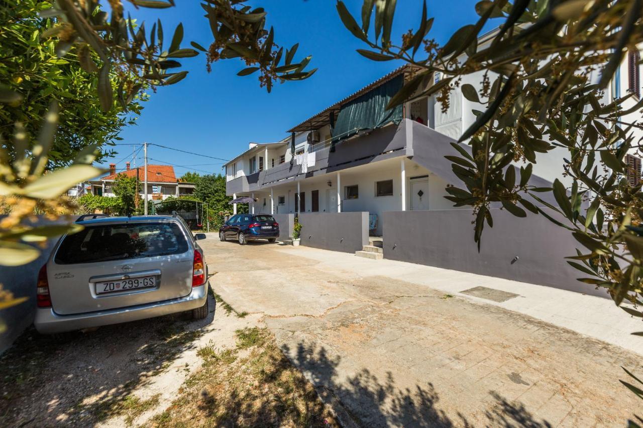 Petra Modern Apartment With Free Parking And Bbq Zadar Exterior foto